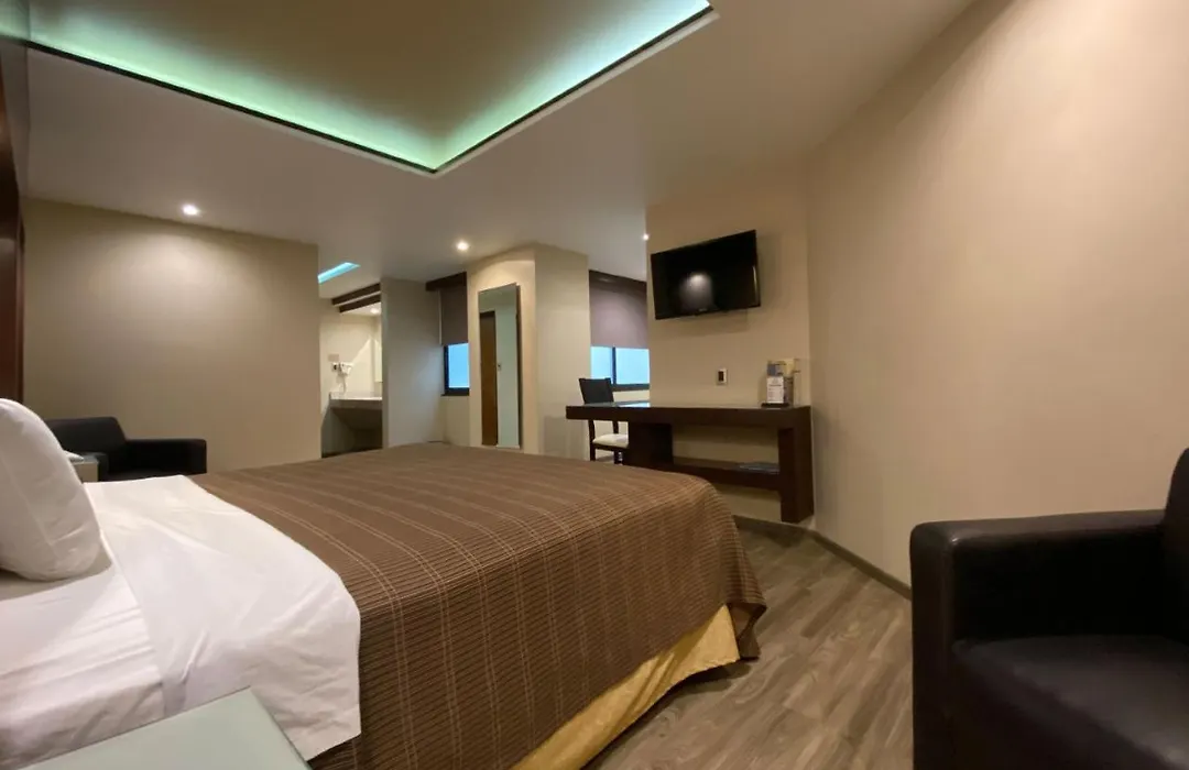 Hotel Escala Central Del Norte-1